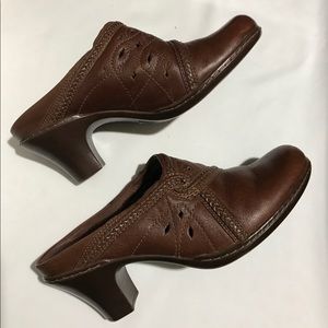 Clarks Mules